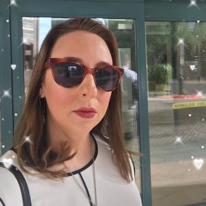 Meet your Posher, Juli